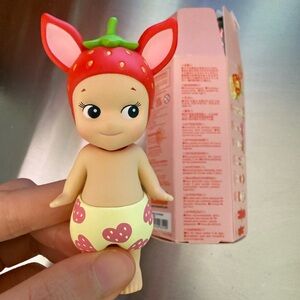 Strawberry Love Series Fawn